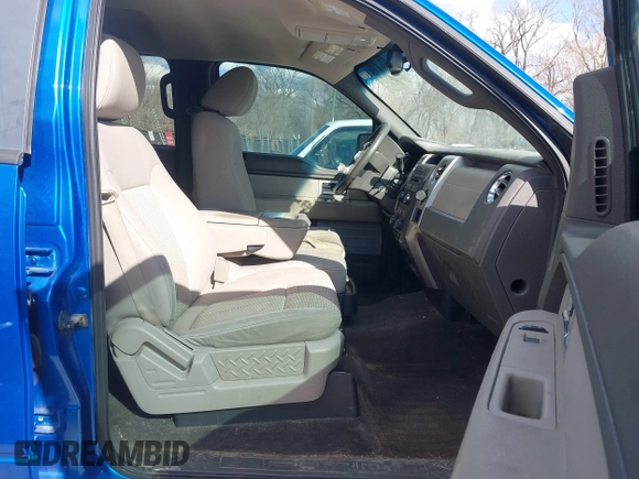 2010 Ford F-150 XL with VIN 1FTFW1EV0AFC29974, listed as a IAAI auction lot 41846975 with 289,144 mi miles and . Bid and sale history available at carsss.com. Image 5.