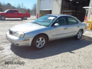 2002 Mercury Sable GS with VIN 1MEFM50U52A635368, listed as a IAAI auction lot 41770175 with 226,296 mi miles. Bid and sale history available at carsss.com. Image 2.