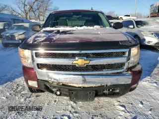 2008 Chevrolet Silverado 1500 1LT with VIN 2GCEK19J781299424, listed as a Copart auction lot 87671015 with 196,528 mi miles and Salvage Title. Bid and sale history available at DreamBid. Image 5.