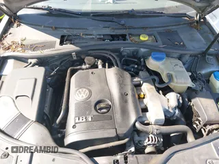 2005 Volkswagen Passat GLS z VIN WVWAD63B05P029893, wystawiony jako IAAI lot #42451294 z przebiegiem 101 920 mil mil oraz . Historia ofert i sprzedaży dostępna na DreamBid. Obrazek 10.