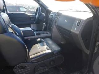 2005 Ford F-150 XLT с VIN 1FTPX04595KE91454, выставлен на аукционе IAAI как лот 41294791 с пробегом Не указан миль и . История ставок и продаж доступна на DreamBid. Изображение 5.