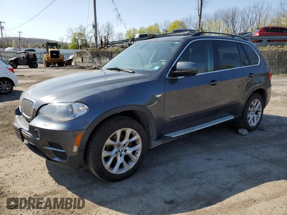 2013 BMW X5 xDrive35i with VIN 5UXZV4C57D0G54931, listed as a Copart auction lot 54231615 with 185,246 mi miles and Salvage Title. Bid and sale history available at carsss.com. Image 1.