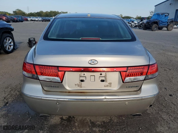 2008 Hyundai Azera Limited with VIN KMHFC46F18A264043, listed as a Copart auction lot 70873014 with 0 mi miles and Salvage Title. Bid and sale history available at carsss.com. Image 6.