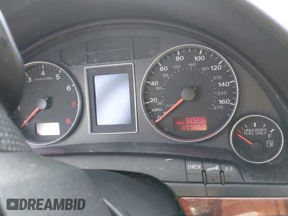 2007 Audi A4 z VIN WAUKH98EX7A010459, wystawiony jako IAAI lot #41450309 z przebiegiem 177 860 mil mil oraz . Historia ofert i sprzedaży dostępna na DreamBid. Obrazek 7.