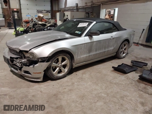 2012 Ford Mustang V6 with VIN 1ZVBP8EM9C5212396, listed as a IAAI auction lot 41398592 with 91,024 mi miles and . Bid and sale history available at carsss.com. Image 2.