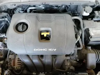 2019 Hyundai Kona SEL z VIN KM8K6CAAXKU336827, wystawiony jako Copart lot #69667685 z przebiegiem 147 966 mil mil oraz Szkoda całkowita • Salvage title. Historia ofert i sprzedaży dostępna na DreamBid. Obrazek 14.