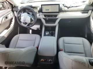2025 Ford Explorer Active z VIN 1FMUK8DH1SGB27047, wystawiony jako Copart lot #56142875 z przebiegiem 1 699 mil mil oraz Szkoda całkowita • Salvage title. Historia ofert i sprzedaży dostępna na DreamBid. Obrazek 8.
