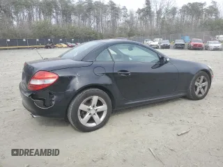 2008 Mercedes-Benz SLK-Class 3.0L with VIN WDBWK54F98F177511, listed as a Copart auction lot 51162175 with 62,082 mi miles and Salvage Title. Bid and sale history available at carsss.com. Image 3.