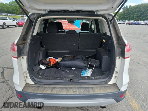 2016 Ford Escape SE с VIN 1FMCU9GX0GUB00929, выставлен на аукционе IAAI как лот 42503267 с пробегом 95 079 миль миль и . История ставок и продаж доступна на DreamBid. Изображение 9.