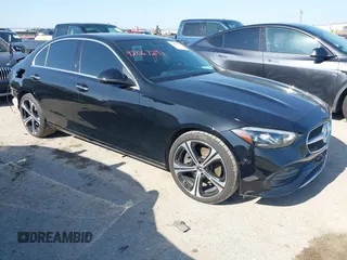 2023 Mercedes-Benz C 300 z VIN W1KAF4GB5PR139666, wystawiony jako IAAI lot #42067291 z przebiegiem 23 609 mil mil oraz . Historia ofert i sprzedaży dostępna na DreamBid. Obrazek 1.