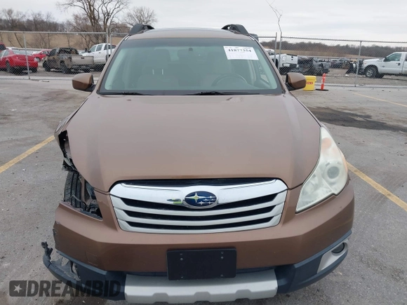 2011 Subaru Outback 2.5i Limited Pwr Moon with VIN 4S4BRBKC3B3418826, listed as a IAAI auction lot 41877354 with 110,372 mi miles. Bid and sale history available at carsss.com. Image 12.