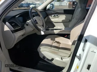 2019 Volvo XC90 Momentum with VIN YV4102PK0K1431214, listed as a Copart auction lot 52449915 with 204,867 mi miles and Salvage Title. Bid and sale history available at carsss.com. Image 7.