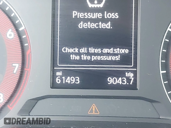 2019 Volkswagen Jetta S с VIN 3VWC57BU8KM075405, выставлен на аукционе IAAI как лот 42412088 с пробегом 61 493 миль миль и . История ставок и продаж доступна на DreamBid. Изображение 15.