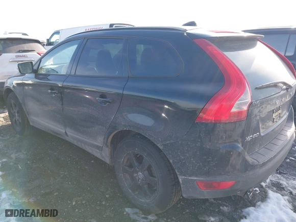 2010 Volvo XC60 3.2L with VIN YV4960DZ2A2051405, listed as a IAAI auction lot 41642010 with 200,589 mi miles. Bid and sale history available at carsss.com. Image 3.