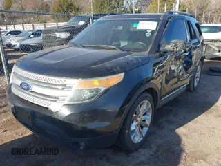 2015 Ford Explorer XLT with VIN 1FM5K7D8XFGA85983, listed as a IAAI auction lot 41741315 with 197,160 mi miles and . Bid and sale history available at carsss.com. Image 17.