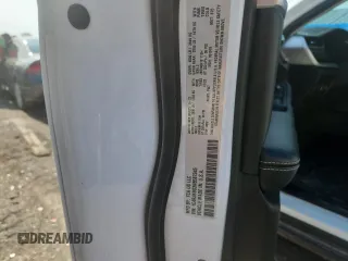 2022 Jeep Grand Cherokee Limited with VIN 1C4RJKBG3N8587345, listed as a Copart auction lot 60835955 with 30,999 mi miles and Salvage title. Bid and sale history available at DreamBid. Image 13.