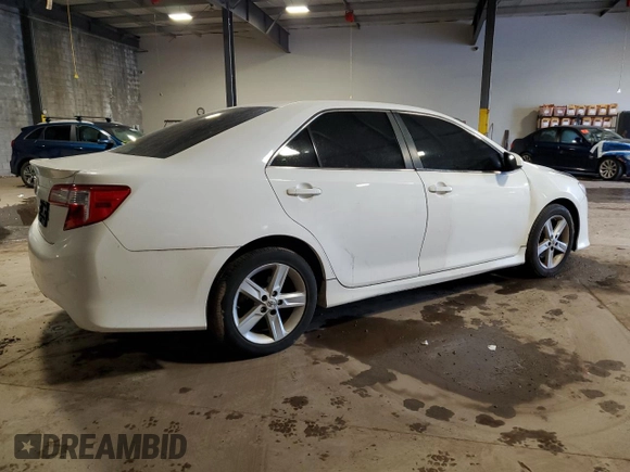 2012 Toyota Camry L with VIN 4T1BF1FK4CU101024, listed as a Copart auction lot 55959305 with 220,174 mi miles and Salvage Title. Bid and sale history available at DreamBid. Image 3.