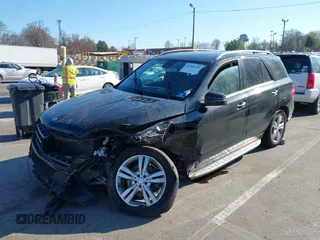 2015 Mercedes-Benz M 350 with VIN 4JGDA5HB1FA526024, listed as a IAAI auction lot 41888298 with 90,188 mi miles and . Bid and sale history available at carsss.com. Image 2.