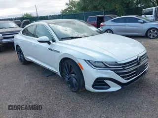 2023 Volkswagen Arteon SEL R-Line z VIN WVWAR7AN1PE014225, wystawiony jako IAAI lot #41916921 z przebiegiem 18 121 mil mil oraz . Historia ofert i sprzedaży dostępna na DreamBid. Obrazek 1.
