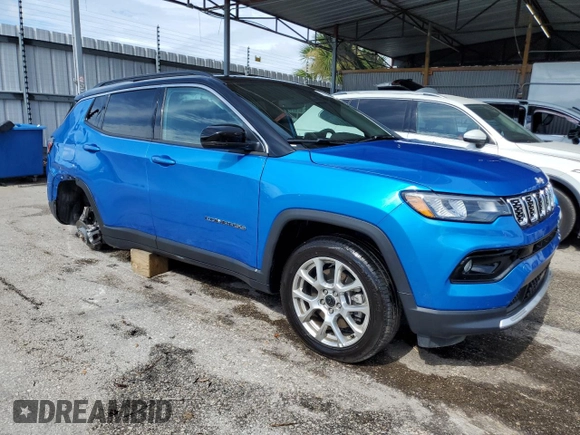 2025 Jeep Compass Limited with VIN 3C4NJDCN0ST512395, listed as a Copart auction lot 63557225 with 19,984 mi miles and Clean title. Bid and sale history available at DreamBid. Image 4.
