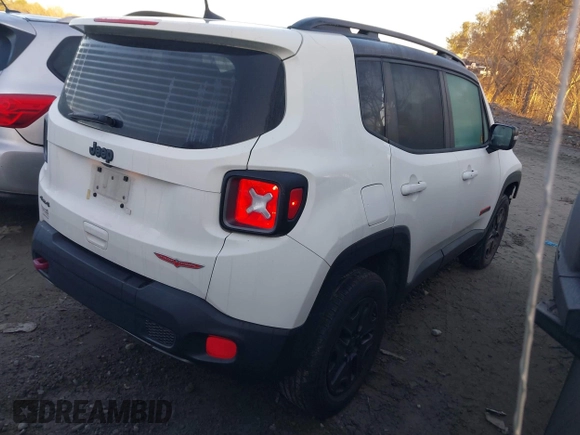 2018 Jeep Renegade Trailhawk with VIN ZACCJBCBXJPH18007, listed as a IAAI auction lot 41417677 with 46,296 mi miles. Bid and sale history available at carsss.com. Image 4.