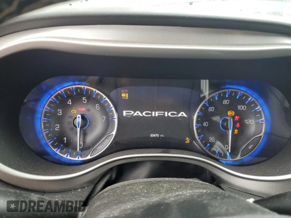 2020 Chrysler Pacifica Launch Edition with VIN 2C4RC3BG5LR274055, listed as a Copart auction lot 59786895 with 30,475 mi miles and Salvage title. Bid and sale history available at DreamBid. Image 9.
