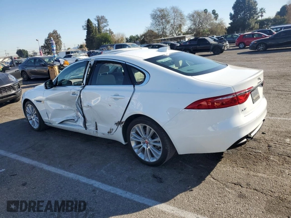 2018 Jaguar XF 25t Prestige with VIN SAJBE4FX7JCY56550, listed as a Copart auction lot 88754595 with 6,211 mi miles and Salvage Title. Bid and sale history available at carsss.com. Image 2.