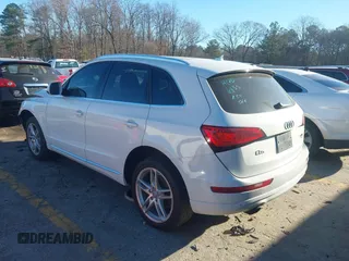 2014 Audi Q5 Premium Plus with VIN WA1LFAFP6EA016835, listed as a IAAI auction lot 41684502 with 149,000 mi miles. Bid and sale history available at carsss.com. Image 3.