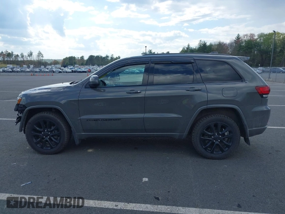2020 Jeep Grand Cherokee Altitude z VIN 1C4RJFAG5LC364453, wystawiony jako IAAI lot #42168969 z przebiegiem 66 573 mil mil oraz . Historia ofert i sprzedaży dostępna na DreamBid. Obrazek 14.