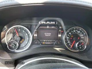 2022 Ram 2500 Laramie z VIN 3C6UR5FJ1NG423393, wystawiony jako Copart lot #57487395 z przebiegiem 124 528 mil mil oraz Szkoda całkowita • Salvage title. Historia ofert i sprzedaży dostępna na DreamBid. Obrazek 9.