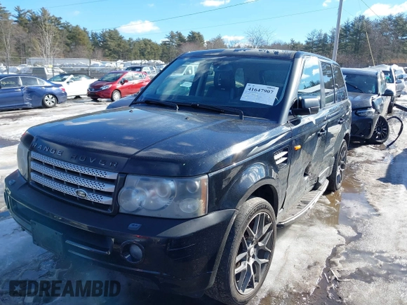 2008 Land Rover Range Rover Sport SC with VIN SALSH23468A132500, listed as a IAAI auction lot 41647907 with 137,073 mi miles. Bid and sale history available at carsss.com. Image 2.