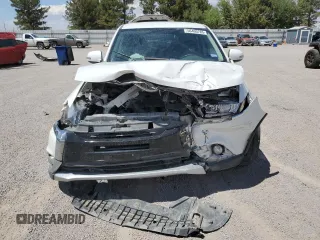 2017 Mitsubishi Outlander SE with VIN JA4AD3A37HZ062774, listed as a Copart auction lot 56400785 with 85,872 mi miles and Salvage title. Bid and sale history available at DreamBid. Image 5.