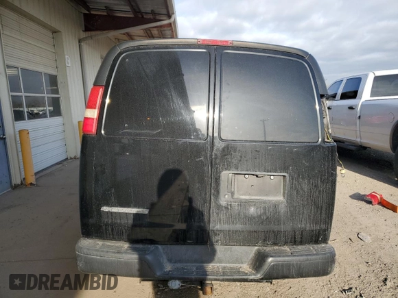 2008 Chevrolet Express Cargo with VIN 1GCFG15X781173411, listed as a Copart auction lot 84648134 with 56,662 mi miles and Salvage title. Bid and sale history available at DreamBid. Image 6.