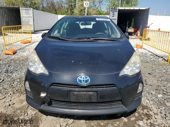 2014 Toyota Prius c One with VIN JTDKDTB39E1562504, listed as a Copart auction lot 52150365 with 195,052 mi miles and Salvage Title. Bid and sale history available at carsss.com. Image 5.
