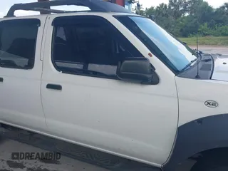 2001 Nissan Frontier SE z VIN 1N6ED27T61C300323, wystawiony jako IAAI lot #42401852 z przebiegiem 317 648 mil mil oraz . Historia ofert i sprzedaży dostępna na DreamBid. Obrazek 12.