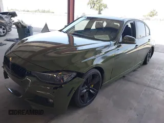 2012 BMW 3 Series 335i с VIN WBA3A9C55CFX59649, выставлен на аукционе IAAI как лот 42092969 с пробегом 182 620 миль миль и . История ставок и продаж доступна на DreamBid. Изображение 22.