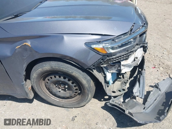 2019 Honda Accord Sedan Sport 1.5T with VIN 1HGCV1F32KA129989, listed as a IAAI auction lot 41770246 with 85,925 mi miles. Bid and sale history available at carsss.com. Image 18.