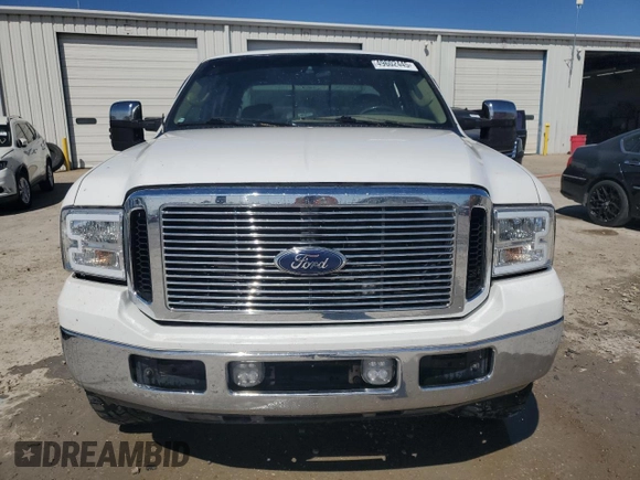 2007 Ford F-250 XL with VIN 1FTSW20P97EA94649, listed as a Copart auction lot 49602445 with 189,502 mi miles and Salvage Title. Bid and sale history available at DreamBid. Image 5.