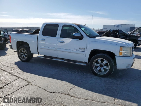 2011 Chevrolet Silverado 1500 LT with VIN 3GCPCSE00BG401721, listed as a Copart auction lot 49894175 with 160,738 mi miles and Clean Title. Bid and sale history available at DreamBid. Image 4.
