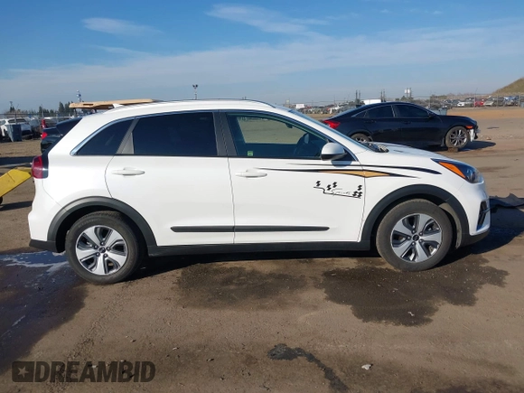 2020 Kia Niro LX with VIN KNDCB3LC8L5439162, listed as a IAAI auction lot 41397008 with 93,082 mi miles. Bid and sale history available at carsss.com. Image 13.