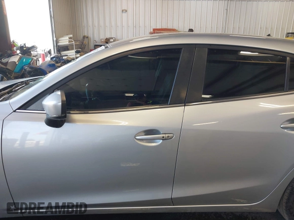 2017 Mazda 3 Touring с VIN 3MZBN1L77HM117184, выставлен на аукционе IAAI как лот 42460172 с пробегом 84 694 миль миль и . История ставок и продаж доступна на DreamBid. Изображение 14.