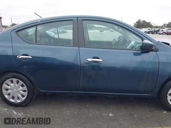 2016 Nissan Versa S with VIN 3N1CN7AP3GL812976, listed as a IAAI auction lot 41269955 with 178,968 mi miles. Bid and sale history available at carsss.com. Image 13.