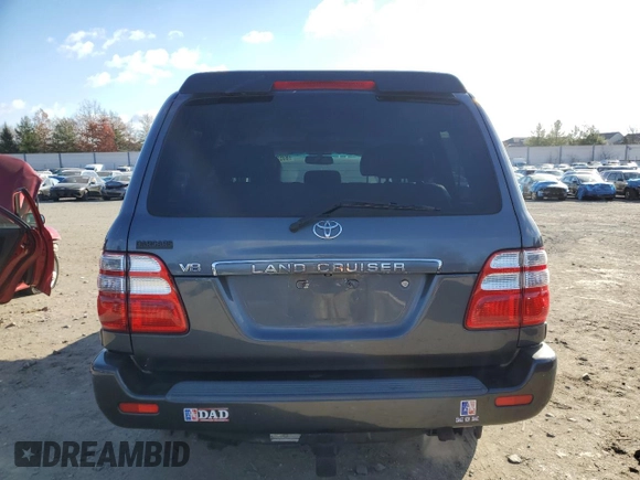 2004 Toyota Land Cruiser with VIN JTEHT05J642066280, listed as a Copart auction lot 83597104 with 121,373 mi miles and Salvage Title. Bid and sale history available at carsss.com. Image 6.