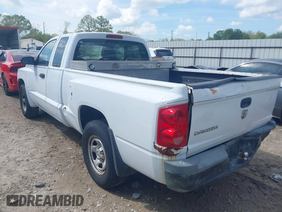 2008 Dodge Dakota ST with VIN 1D7HE22K38S522349, listed as a IAAI auction lot 41861319 with 104,309 mi miles and . Bid and sale history available at carsss.com. Image 3.