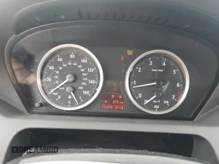 2004 BMW 6 Series 645Ci with VIN WBAEK73434B321139, listed as a Copart auction lot 70976914 with 122,418 mi miles and Clean Title. Bid and sale history available at carsss.com. Image 9.