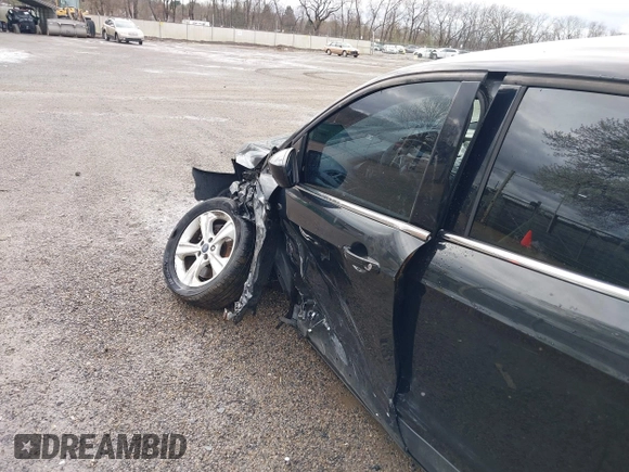 2013 Ford Escape SE with VIN 1FMCU9GX9DUD34661, listed as a IAAI auction lot 41945565 with 239,752 mi miles and . Bid and sale history available at DreamBid. Image 19.