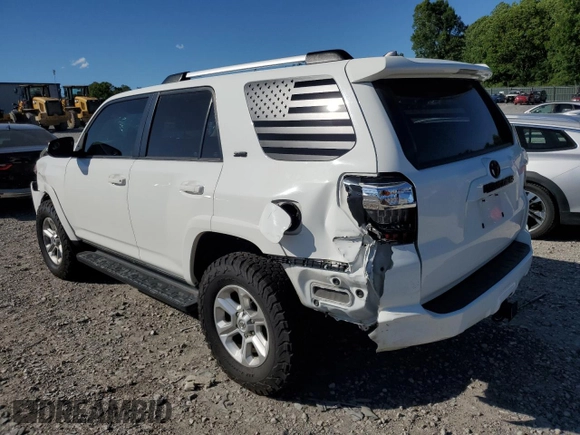 2021 Toyota 4Runner SR5 Premium with VIN JTENU5JR8M5936098, listed as a Copart auction lot 57581615 with 70,669 mi miles and Salvage title. Bid and sale history available at DreamBid. Image 2.