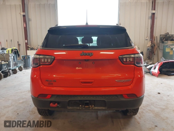 2018 Jeep Compass Trailhawk with VIN 3C4NJDDB4JT169366, listed as a IAAI auction lot 42389456 with 128,980 mi miles and . Bid and sale history available at DreamBid. Image 16.