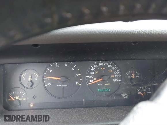 1996 Jeep Grand Cherokee with VIN 1J4EZ58S1TC112995, listed as a IAAI auction lot 41706966 with 356,727 mi miles and . Bid and sale history available at DreamBid. Image 7.