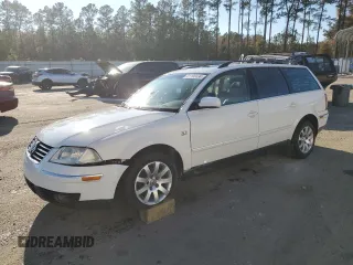 2003 Volkswagen Passat GLS z VIN WVWVD63B43E323839, wystawiony jako Copart lot #81100434 z przebiegiem 164 795 mil mil oraz Szkoda całkowita • Salvage title. Historia ofert i sprzedaży dostępna na DreamBid. Obrazek 1.